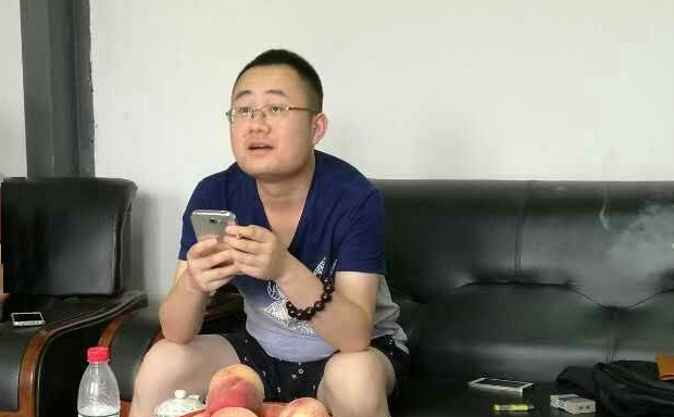 张老师在解说