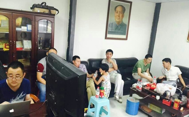 张老师正在进行讲解